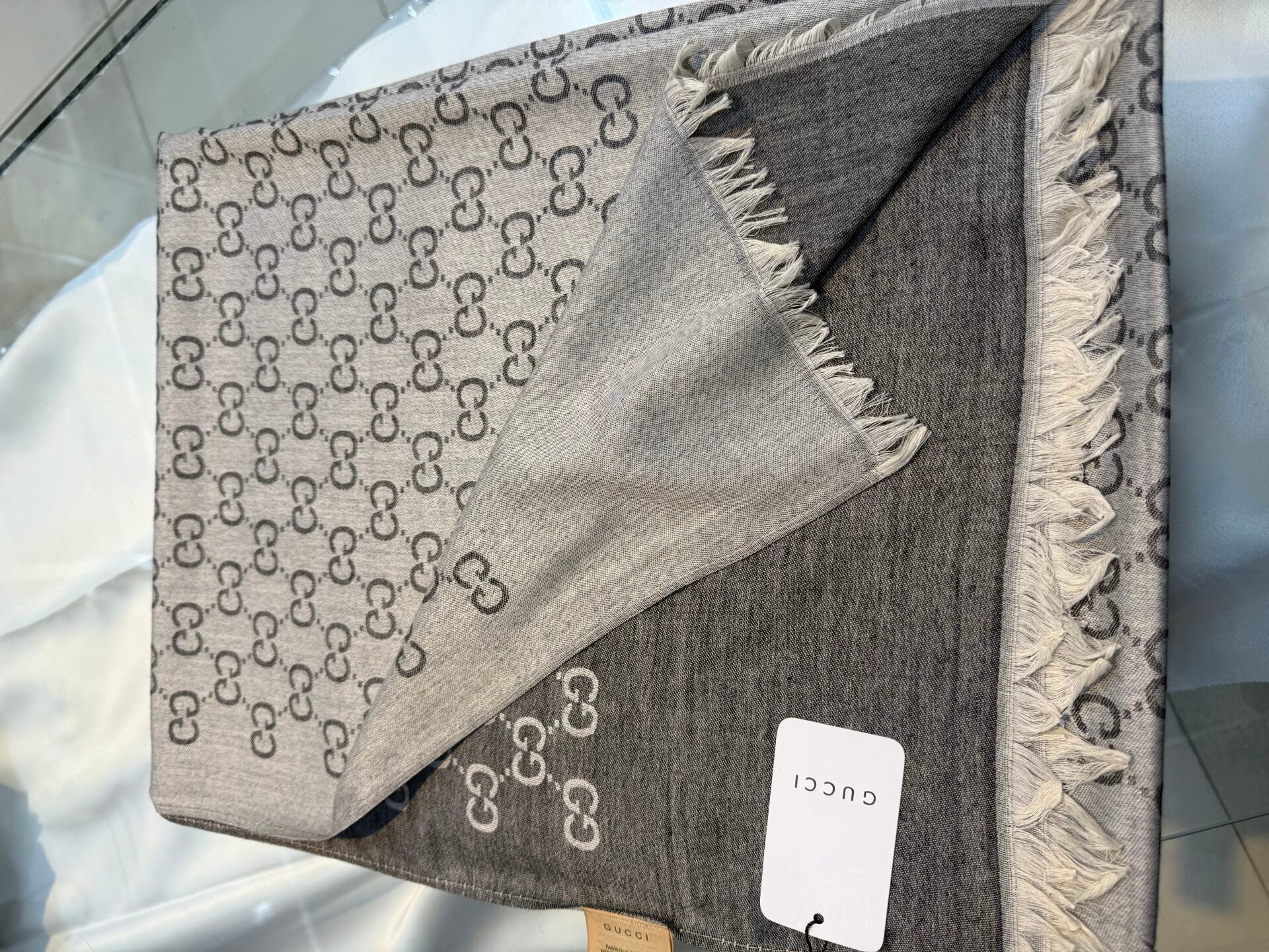Gucci ithal yün ipek şal gri