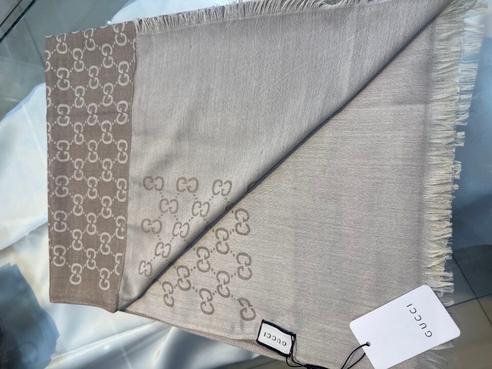 Gucci ithal yün ipek şal koyubej