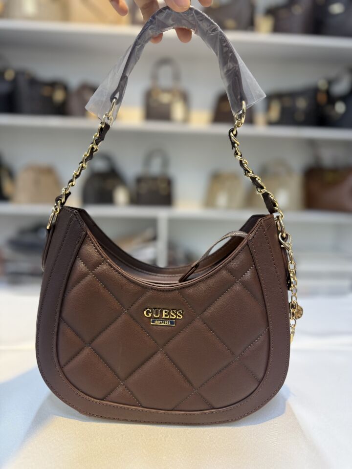 GUESS ÇANTA
