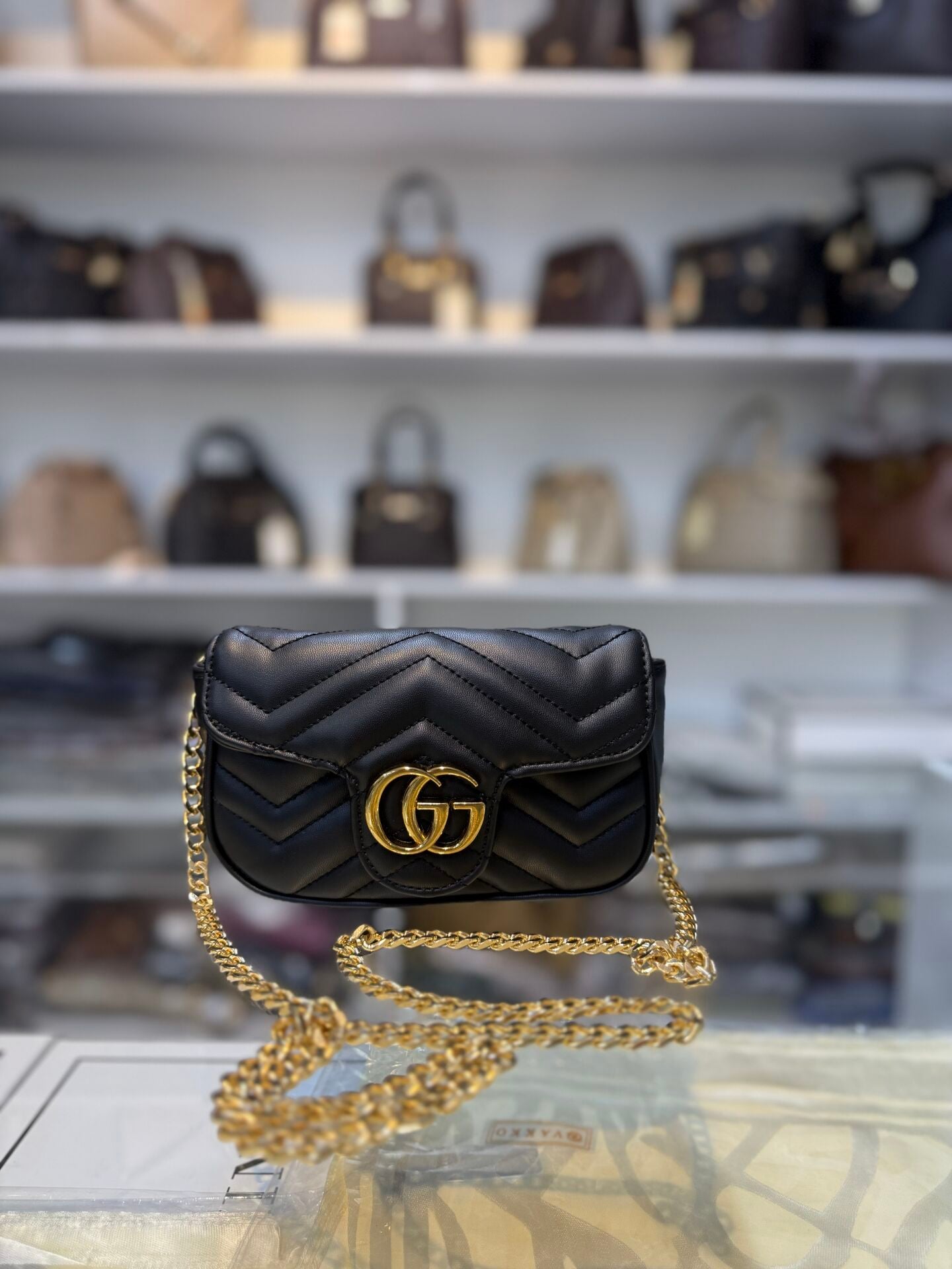 GUCCİ KAPAKLI ÇAPRAZ ÇANTA (REPLİKA) gold