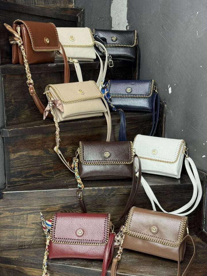GİZEM SCHARFS POLO FULARLI ÇANTA