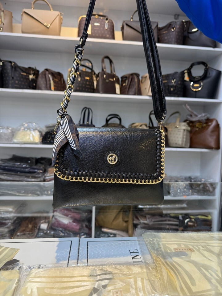 GİZEM SCHARFS POLO FULARLI ÇANTA