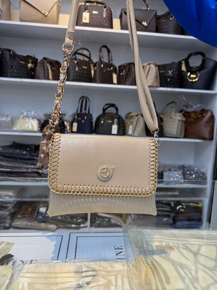 GİZEM SCHARFS POLO FULARLI ÇANTA krem